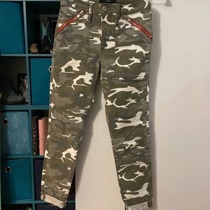 Etienne Marcel camo pants size 24